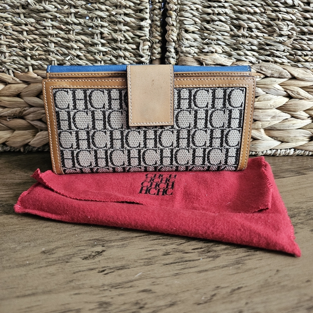 Carolina Herrera Tan Blue Wallet Monogram Quiet Luxury Boho Chic Summer